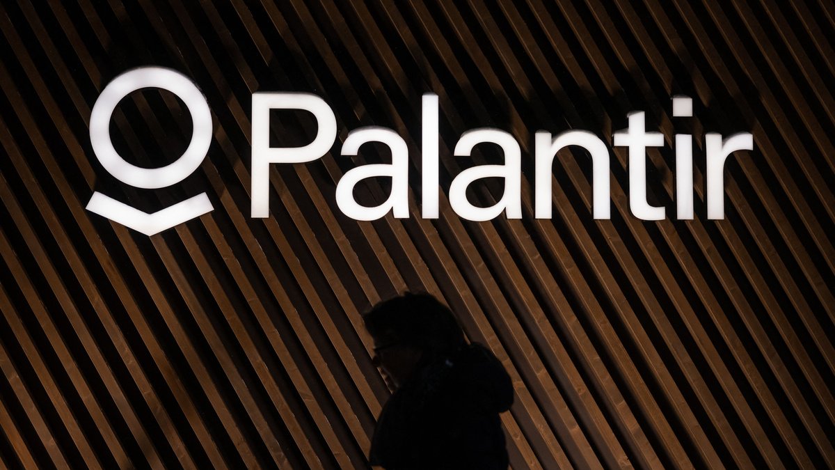 Palantir Surges 10% as Dell's Blowout Earnings Validate AI Factory Partnership