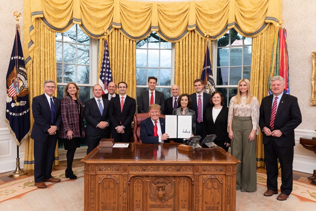 Trump Torpedoes AI Executive Order — And Markets Are Loving It